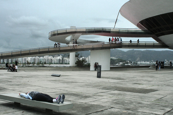 MAC Niterói by Oscar Niemeyer 