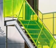 Stairs / plexiglas yellowCladding and guard