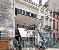 l'ancienne entrée du cinéma devient la petite salle