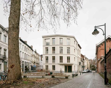 Vue depuis l'angle rue Vandenbroeck - Limauge