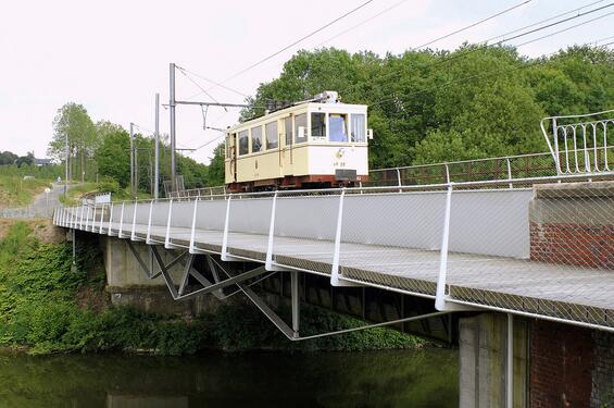 Bridge at Thuin