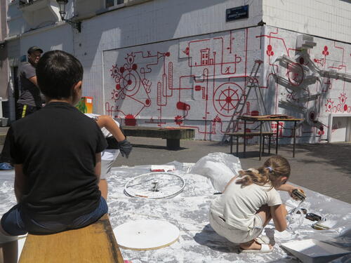 One of the participative workshops to co-construct the wall