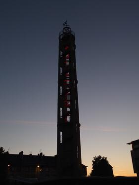 Début des séquences de mise en lumière avec les deux verres au centre du beffroi