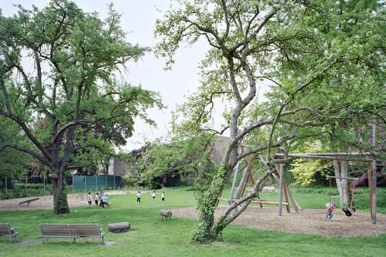 Jardin des IV Tourettes au printemps