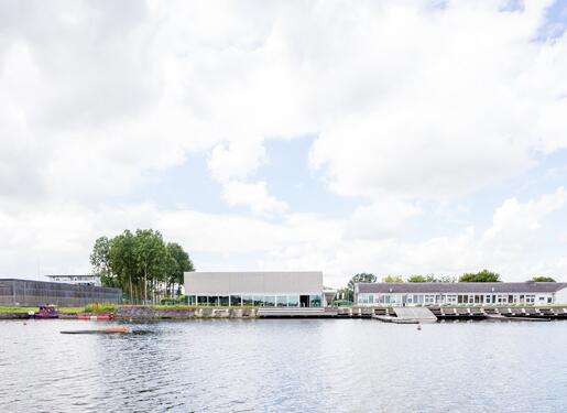 Péronnes - vue du lac