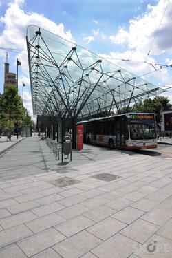 Vue arrêt de bus/tram