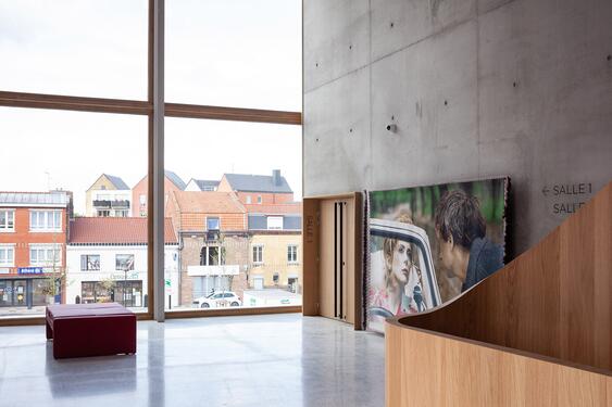 The large window overlooking the city, landing of the great hall