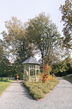 Jardin Félix Hap avec vue sur le kiosque