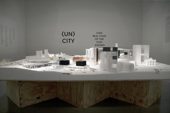 (Un)City – (Un)Real State of the (Un)Known. Maquette conçue et réalisée par WRKSHP & Paul Mouchet