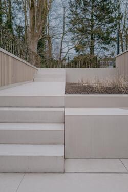 extérieur - détail terrasse et jardin