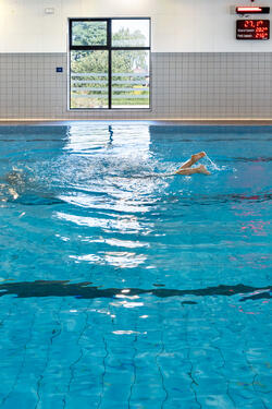 Piscine communale de Courcelles