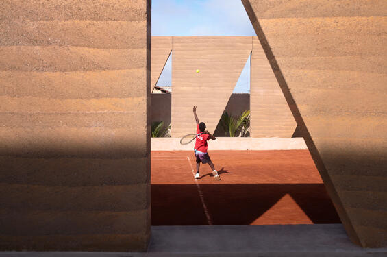 Julien Lanoo - Backyard Community Club