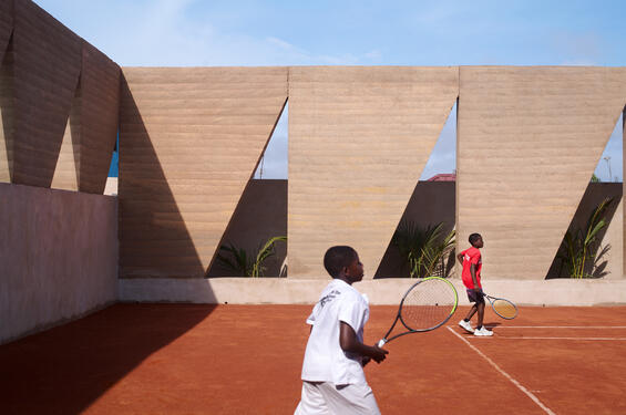 Julien Lanoo - Backyard Community Club