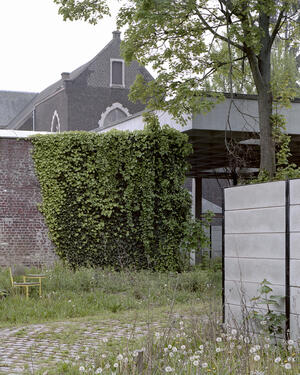 Exterior image, context
